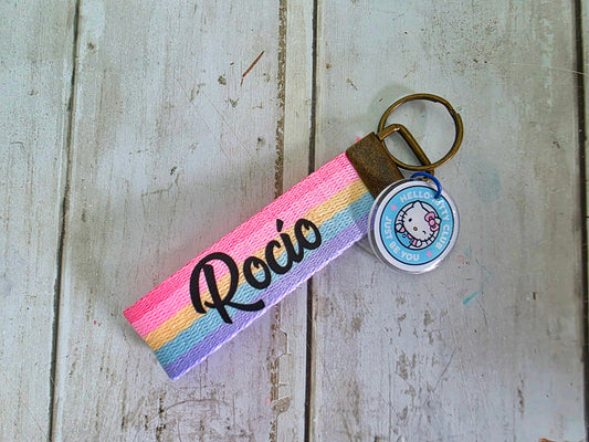 Llavero arcoiris personalizado